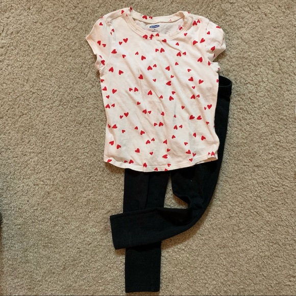 Little girls pink+red outfit bundle, size 4 - Picture 6 of 7